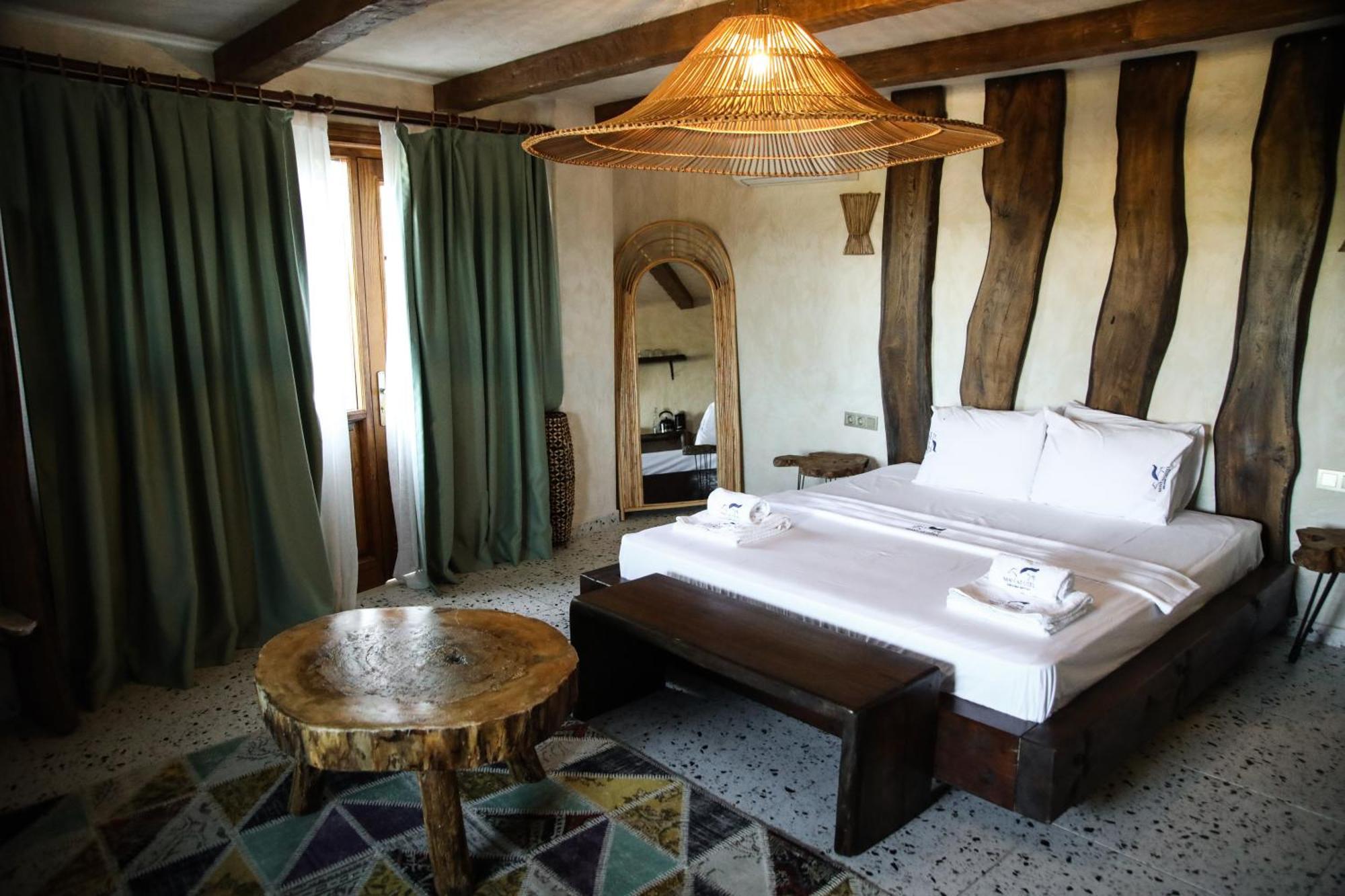 Mavi At Hotel Blue Horse Gumusdere Екстериор снимка